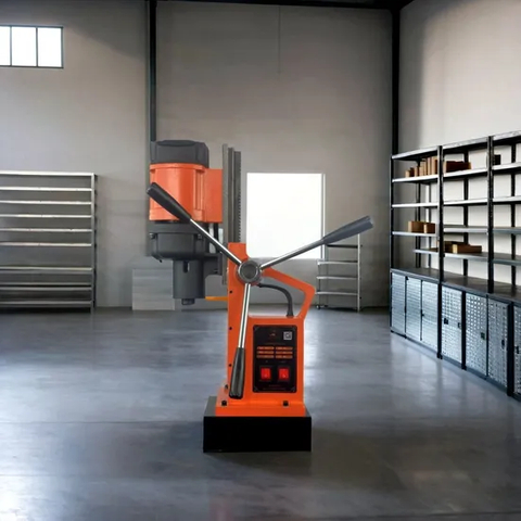 Taladro magnético compacto con imán fuerte para trabajos de precisión 240 V